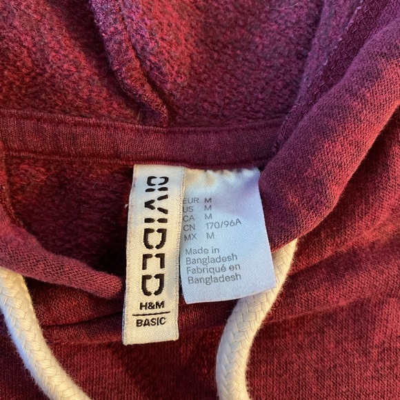 h&m burgundy cropped sweatshirt - Picture 3 of 3
